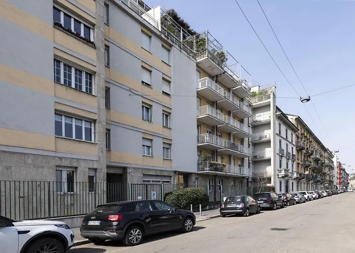 Easylife - Monolocale Con Balcone In Risorgimento